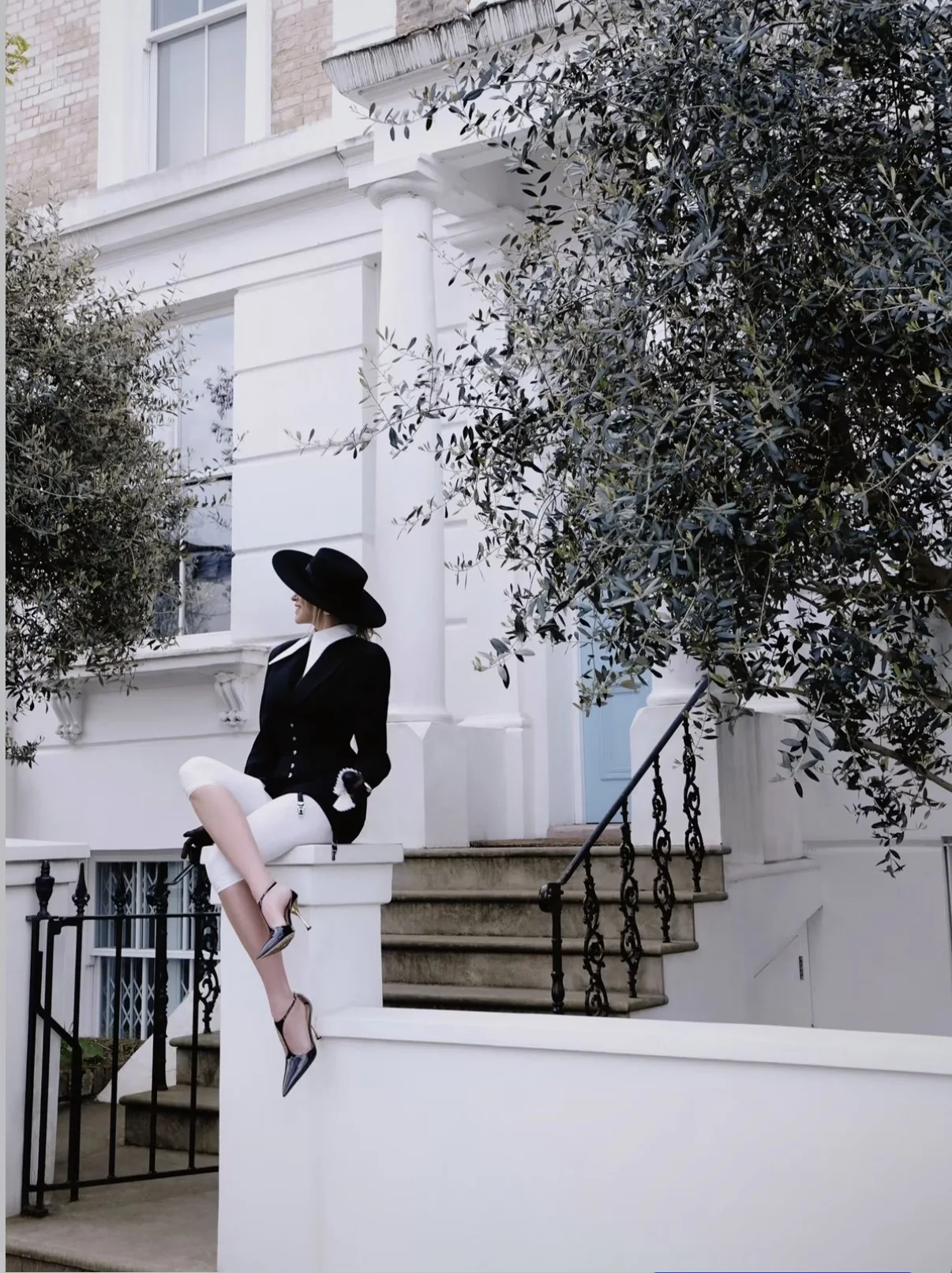 How to choose a fashion photographer in London — buyer's guide