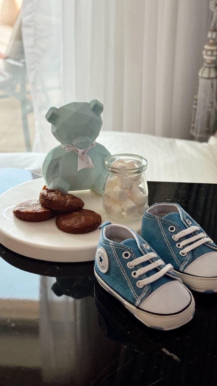 Brand detail — hotel amenity styling